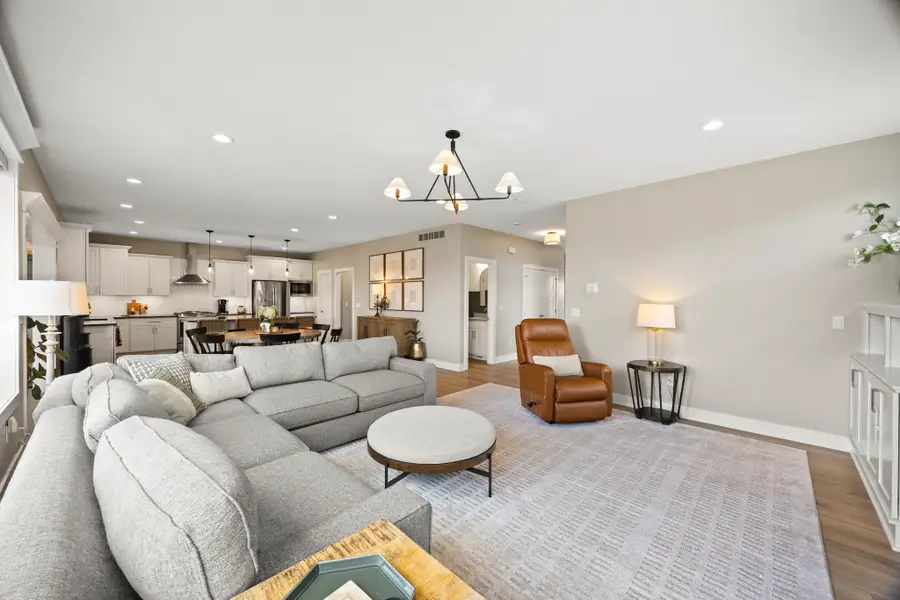 8225 Bailey Drive, West Des Moines, IA 50266 - #3