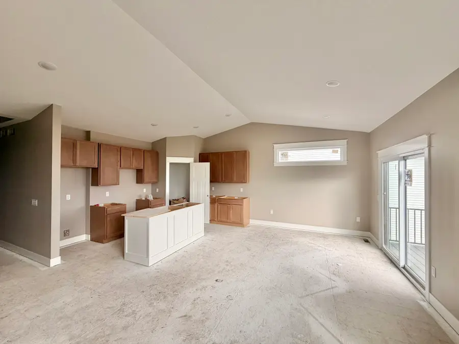 565 NW Georgetown Drive, Waukee, IA 50263 - #2