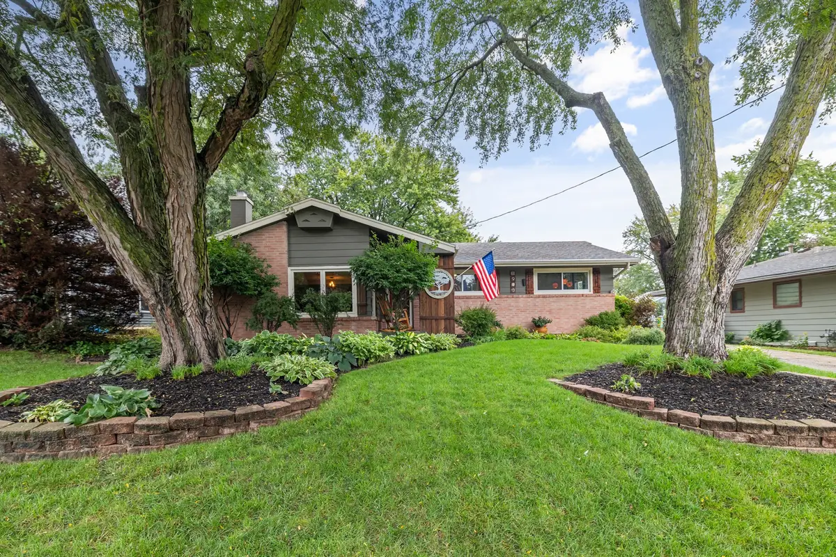 3913 65th Street, Urbandale, IA 50322 - #1