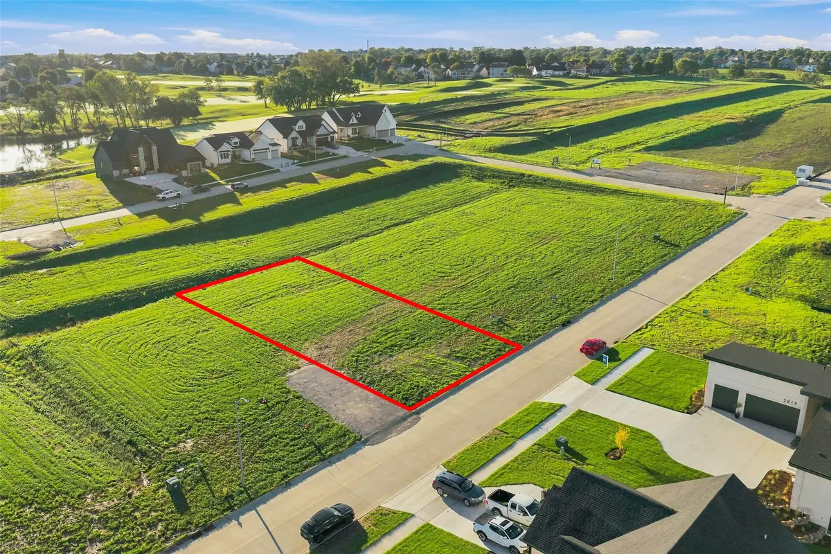 2822 Clearwater Drive, Norwalk, IA 50211 - #1