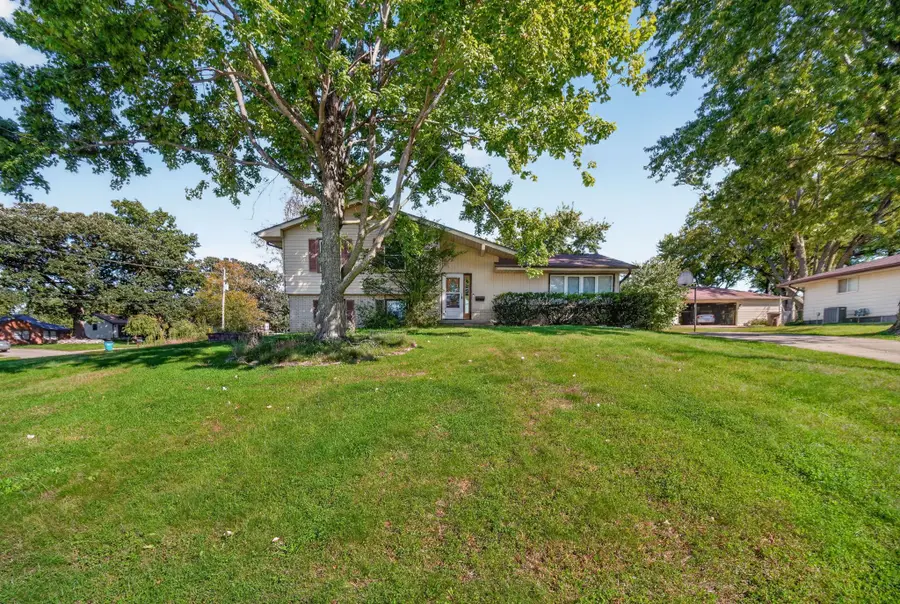 1737 19th Place, West Des Moines, IA 50265 - #3