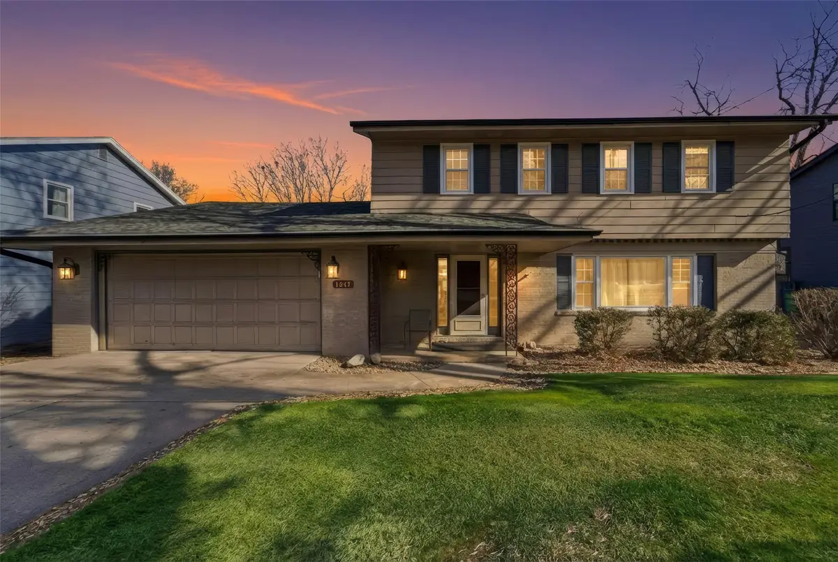 1847 NW 80th Place, Clive, IA 50325 - #1
