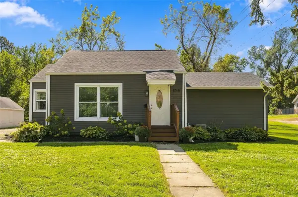 1018 Creston Avenue, Des Moines, IA 50315