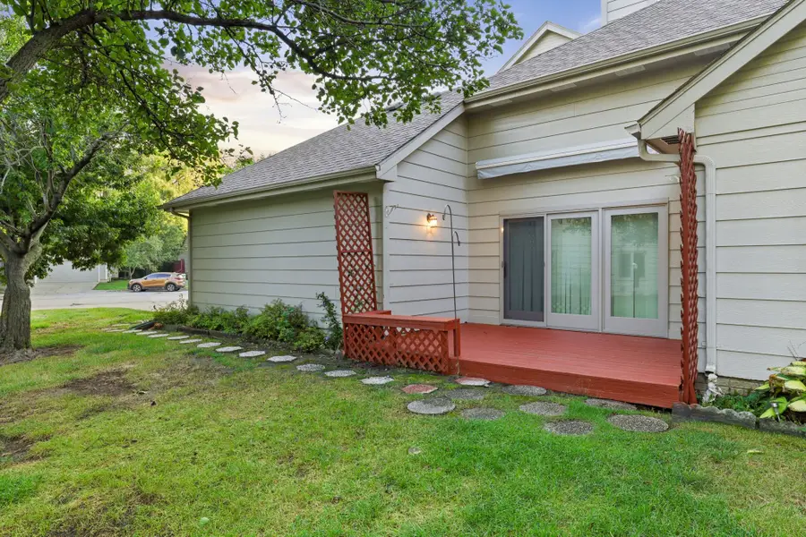 3305 Ep True Parkway #1301, West Des Moines, IA 50265 - #3