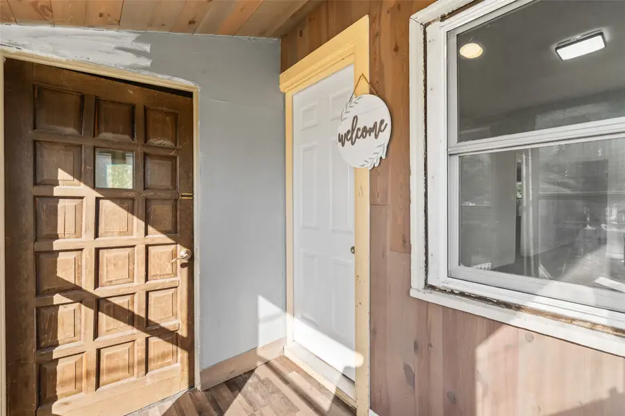 2801 Oxford Street, Des Moines, IA 50313 - #2