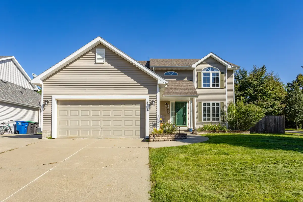 3301 E 52nd Street, Des Moines, IA 50317 - #1
