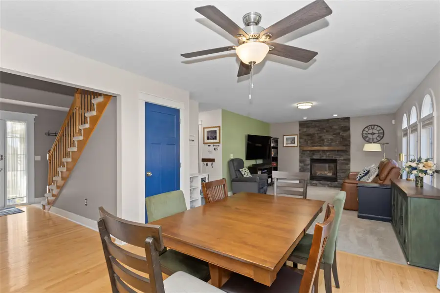 3301 E 52nd Street, Des Moines, IA 50317 - #3