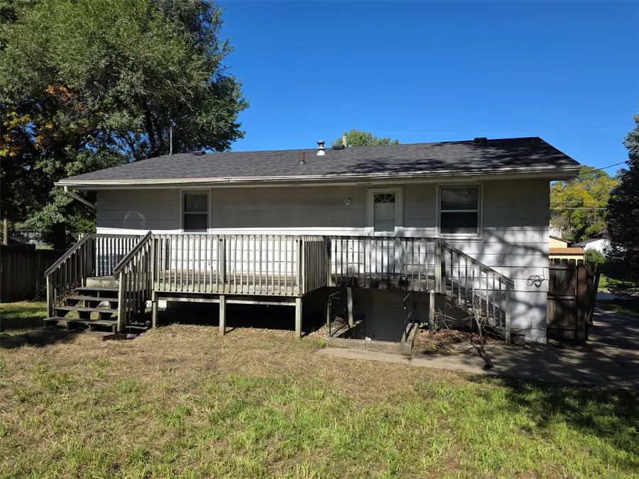 1004 Spring Street, Des Moines, IA 50315 - #2