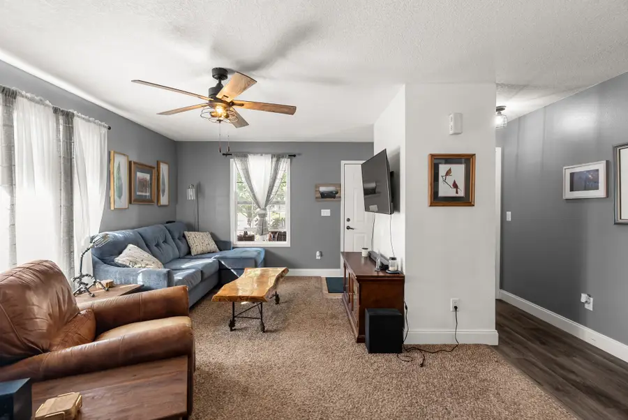 809 S Main Street, Woodward, IA 50276 - #3