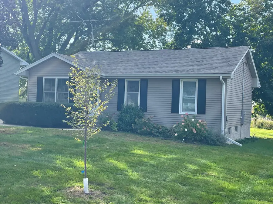 1800 3rd Avenue, Grinnell, IA 50112 - #2