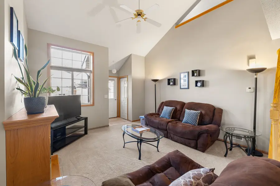150 S Prairie View Drive #804, West Des Moines, IA 50266 - #3