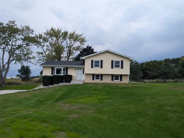 104 Elm Avenue Sw, Mitchellville, IA 50169
