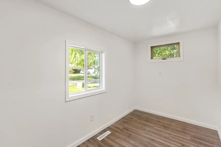 812 16th Street, Perry, IA 50220 - #2