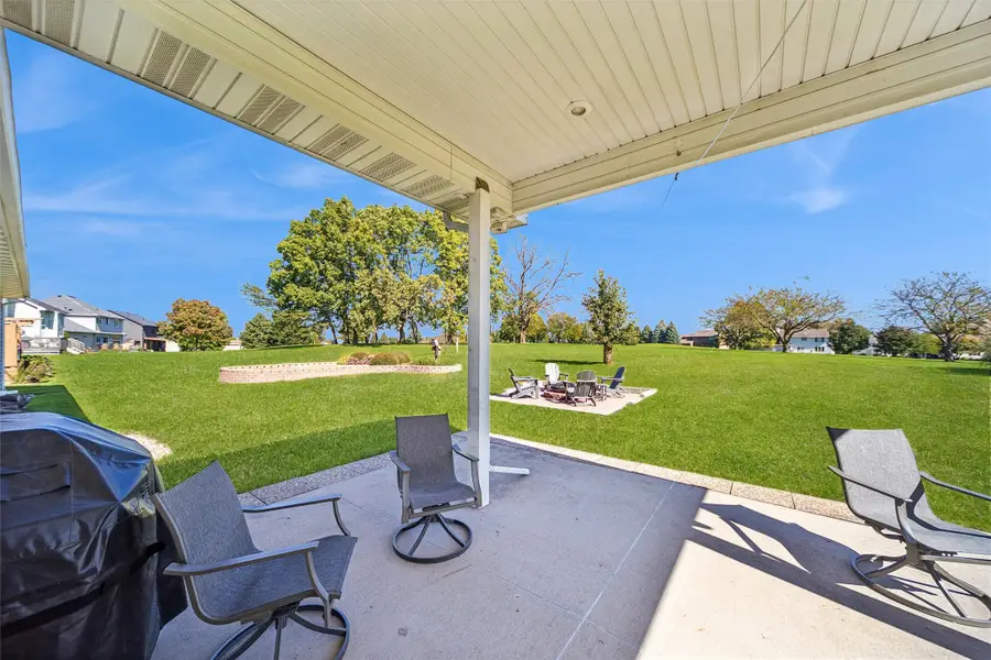 1895 Andrews Drive, Pleasant Hill, IA 50327 - #3