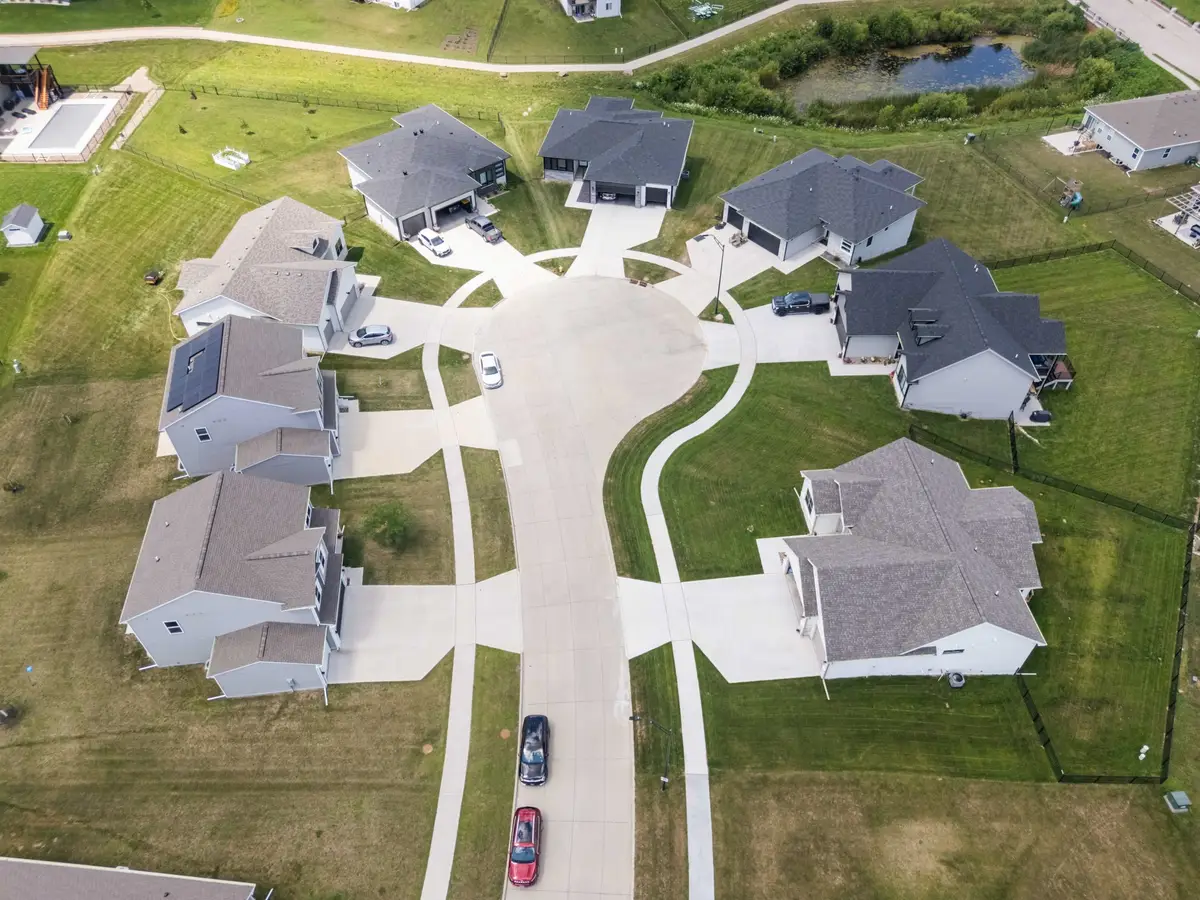 605 Ellis Circle, Adel, IA 50003 - #1