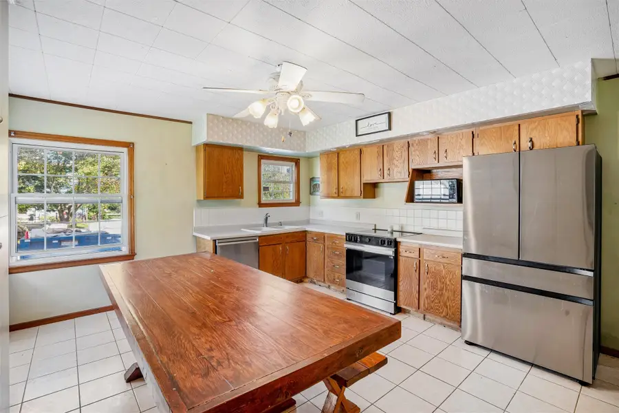 105 N C Street, Indianola, IA 50125 - #2