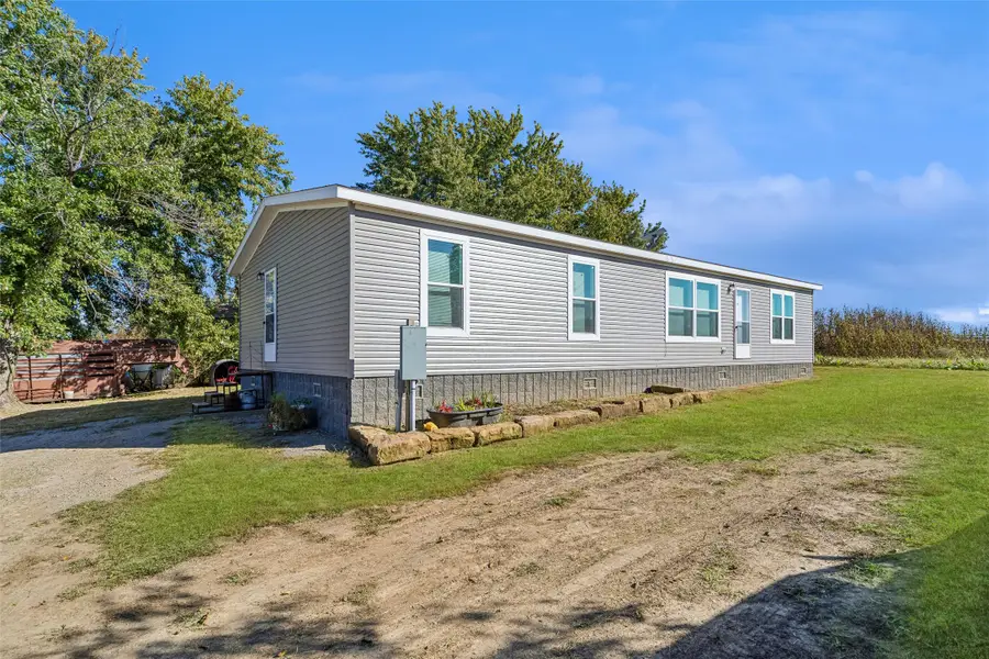 1233 Virginia Street, Columbia, IA 50057 - #3