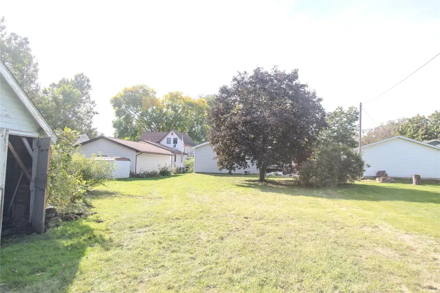314 Pennsylvania Avenue, Story City, IA 50248 - #3