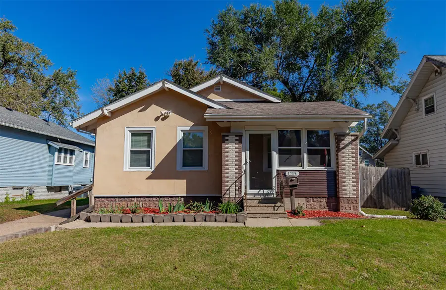 1715 York Street, Des Moines, IA 50316 - #2