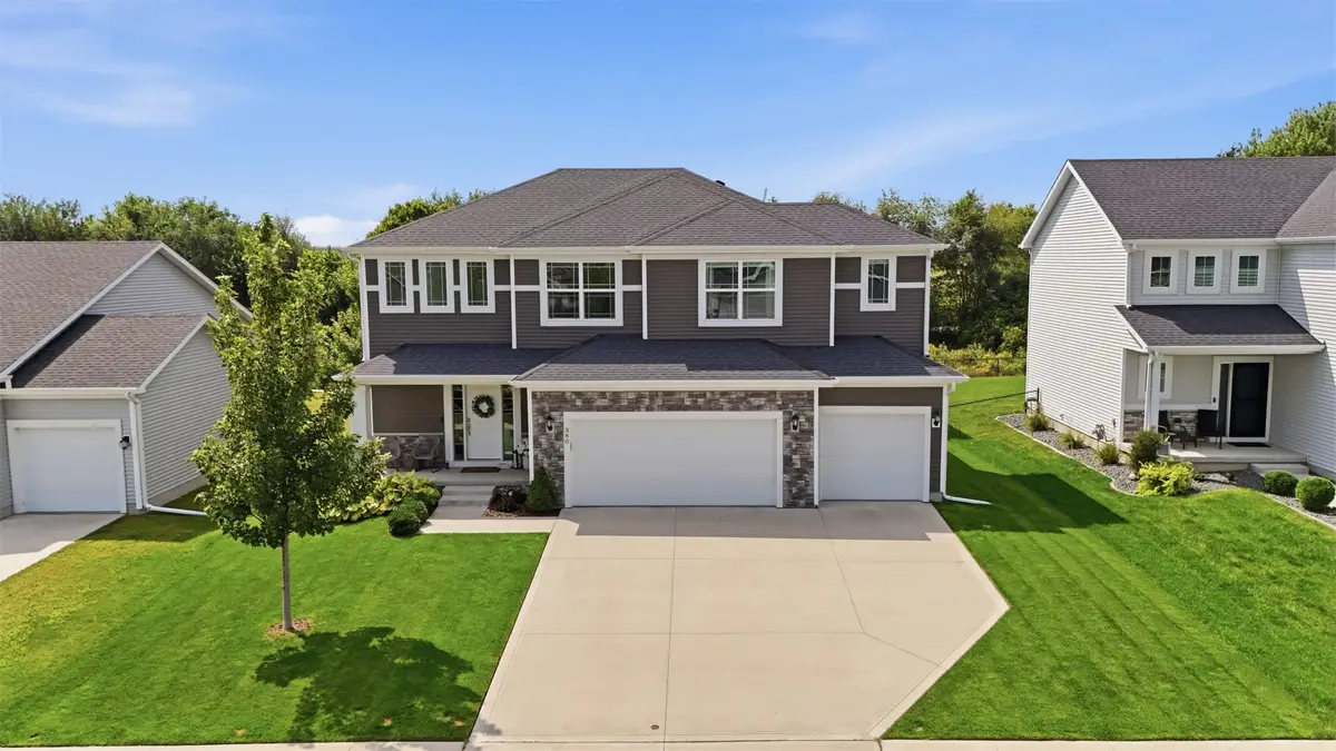 380 NW Georgetown Drive, Waukee, IA 50263 - #1