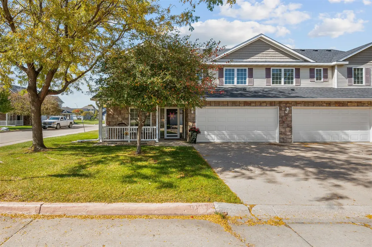 2145 3rd Avenue Sw, Altoona, IA 50009 - #1