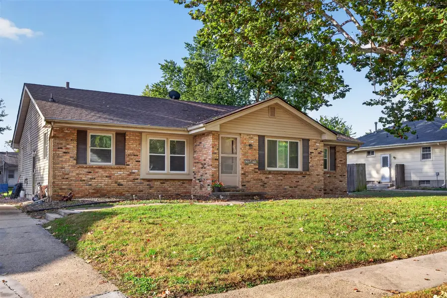 4702 Merced Street, Des Moines, IA 50310 - #2