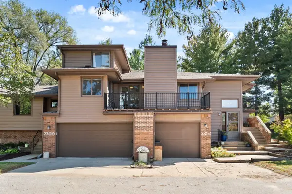 2302 Glenwood Drive #11, Des Moines, IA 50321