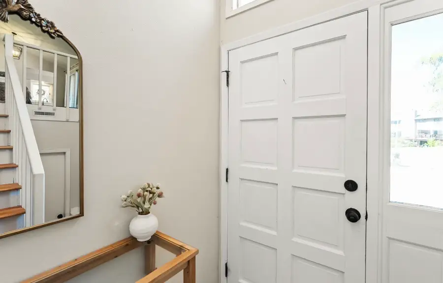2302 Glenwood Drive #11, Des Moines, IA 50321 - #3