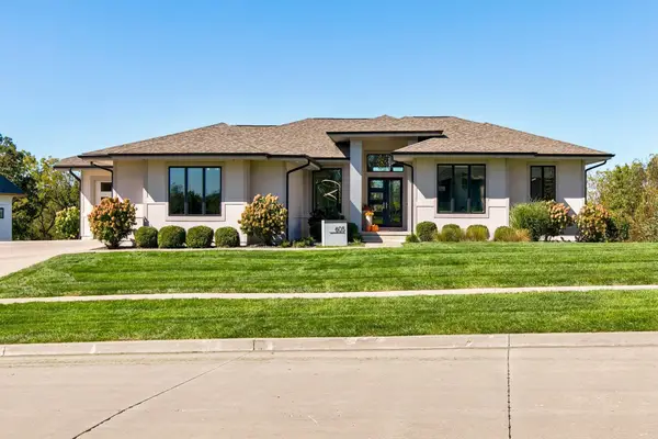 605 S Tiburon Cove, West Des Moines, IA 50266