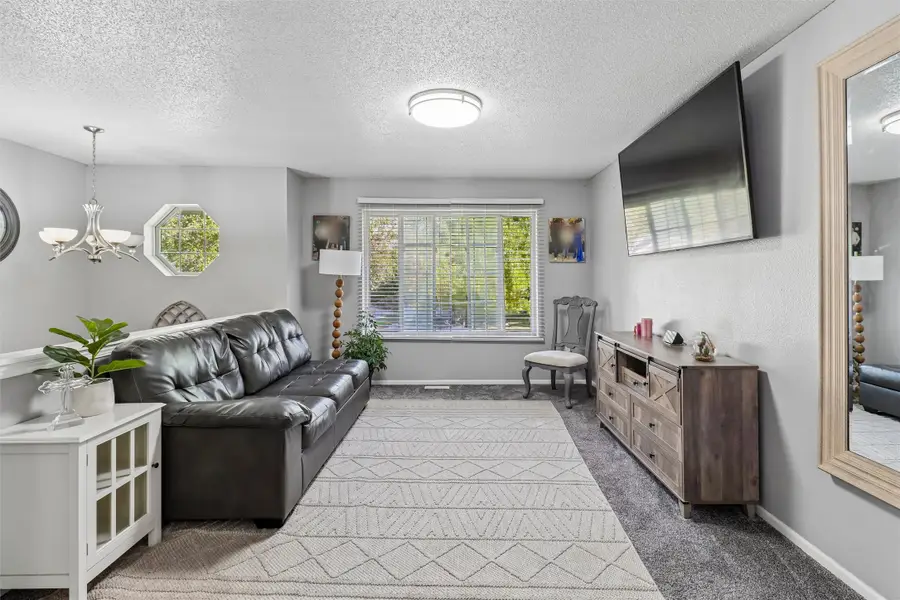 2705 Cleveland Avenue, Des Moines, IA 50317 - #3
