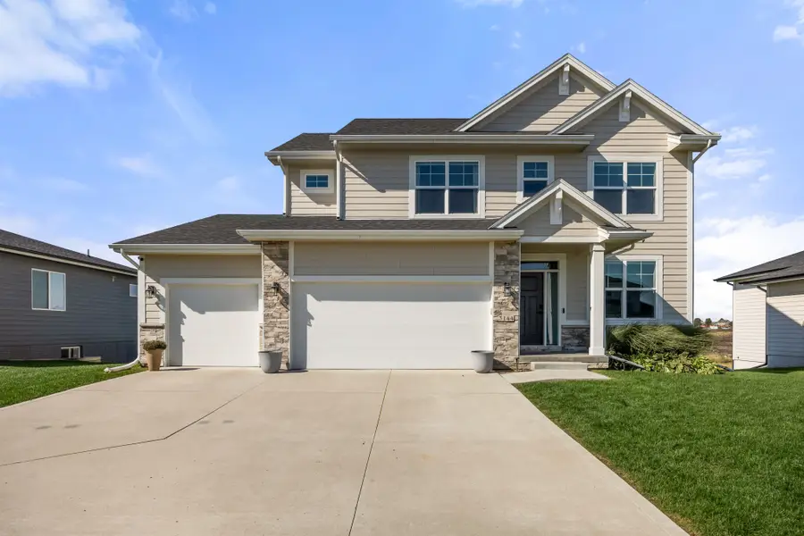 3144 Lakeview Drive Se, Altoona, IA 50009 - #2