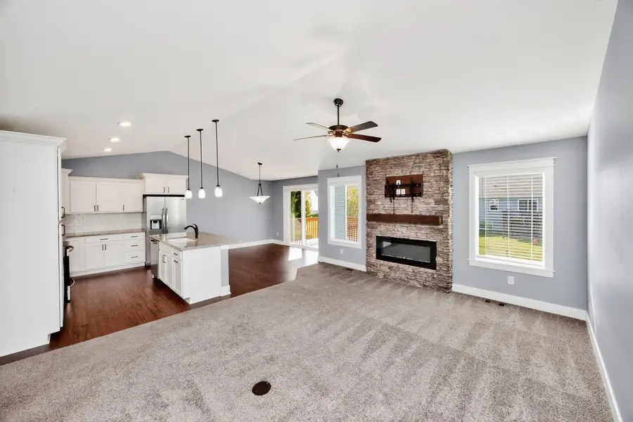 2405 NW 44th Street, Ankeny, IA 50023 - #2
