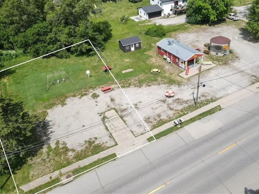 507 S Main Street, New Sharon, IA 50207 - #3