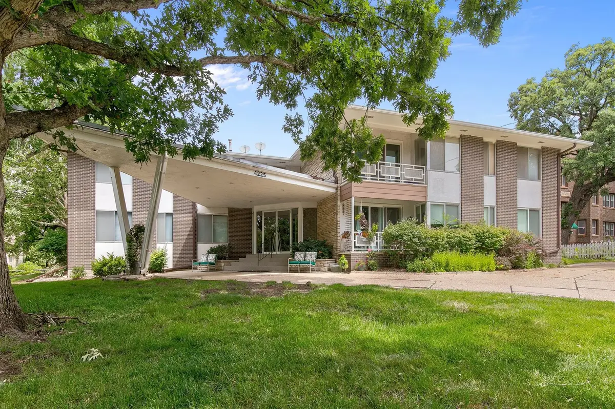 4225 Grand Avenue #9, Des Moines, IA 50312 - #1