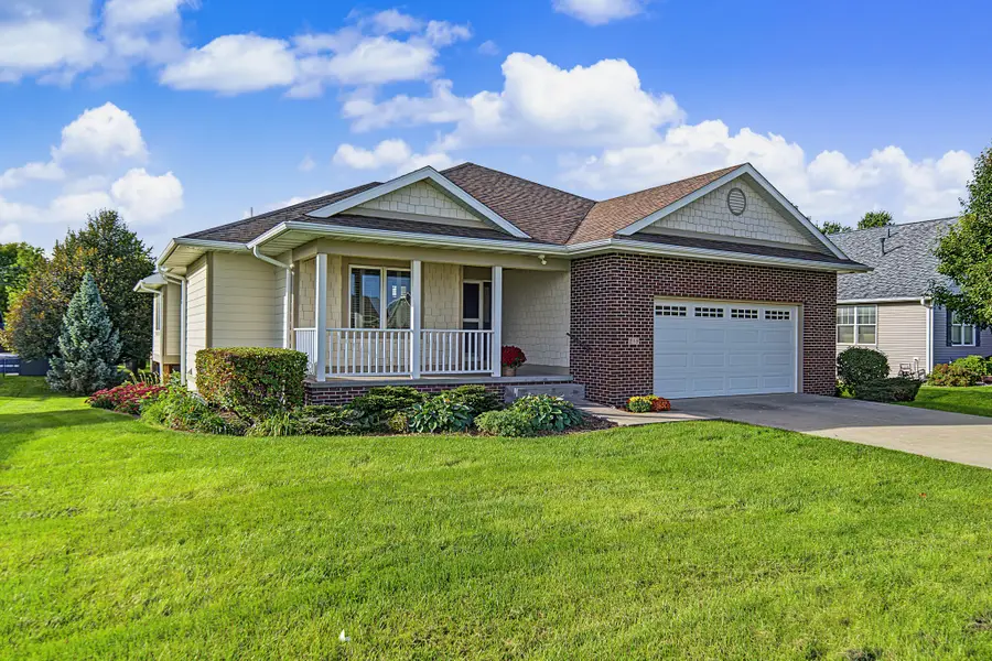 216 Northpark Boulevard, Huxley, IA 50124 - #2