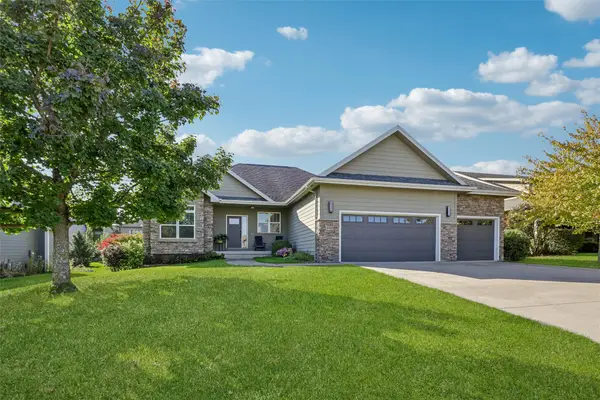 590 Spyglass Lane, Waukee, IA 50263