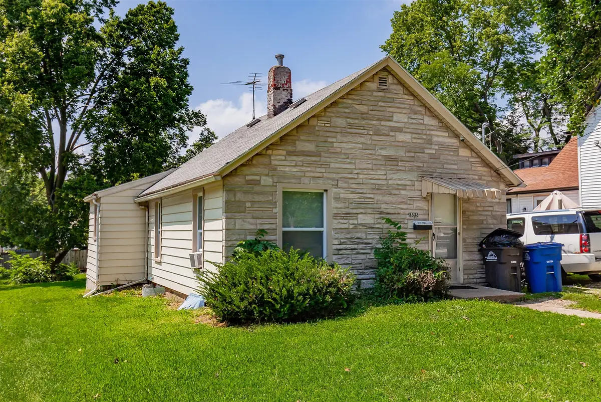 3838 12th Street, Des Moines, IA 50313 - #1