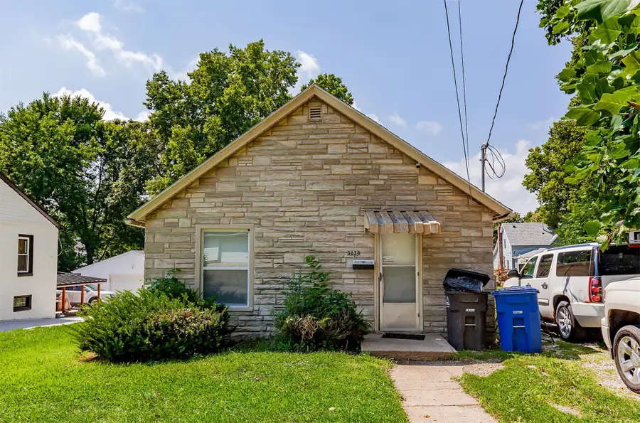 3838 12th Street, Des Moines, IA 50313 - #2