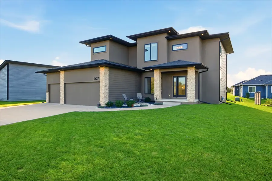 9427 Switchgrass Trail, Norwalk, IA 50211 - #2
