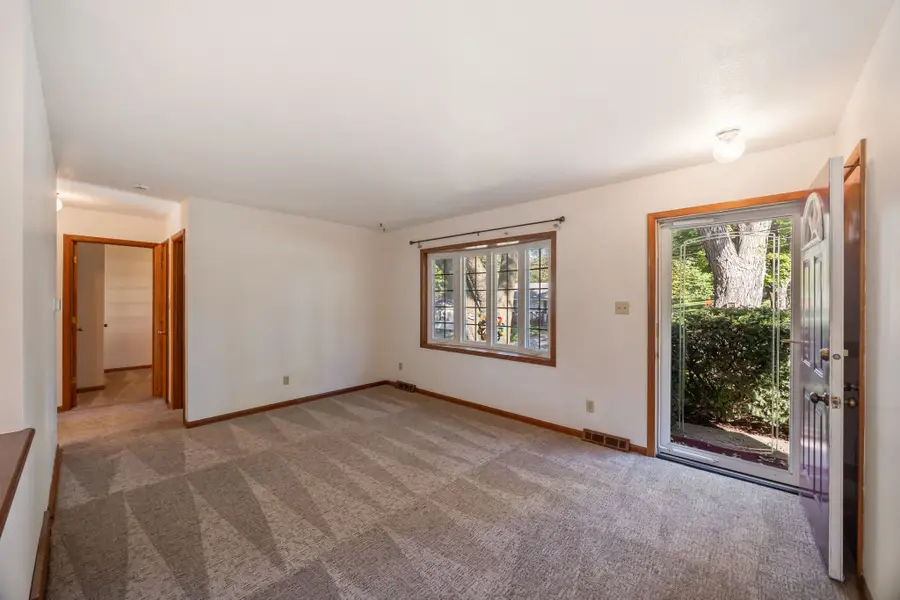 1404 Oak Park Avenue, Des Moines, IA 50313 - #3