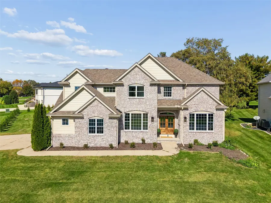 5583 Beechwood Terrace, West Des Moines, IA 50266 - #2