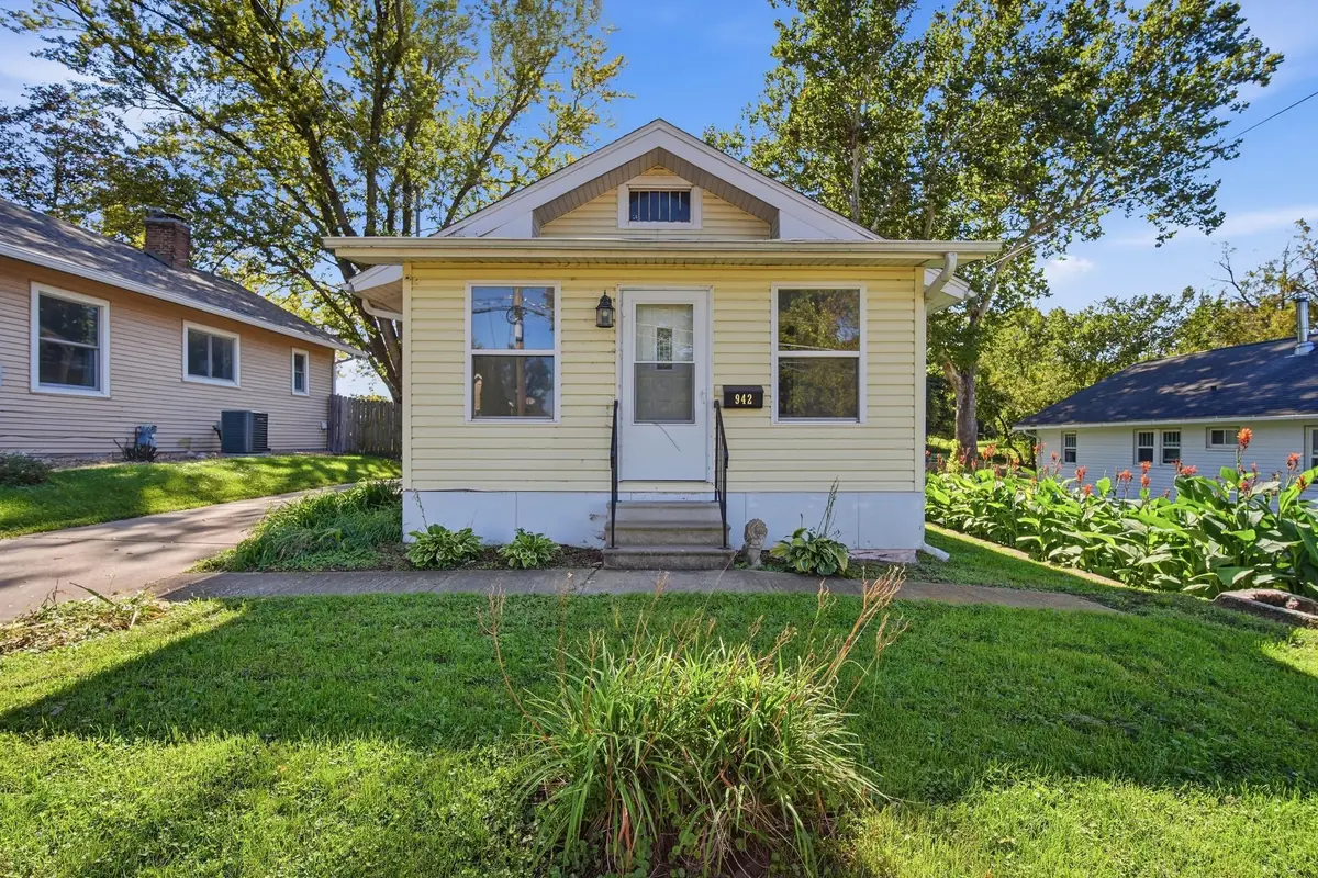 942 Creston Avenue, Des Moines, IA 50315 - #1