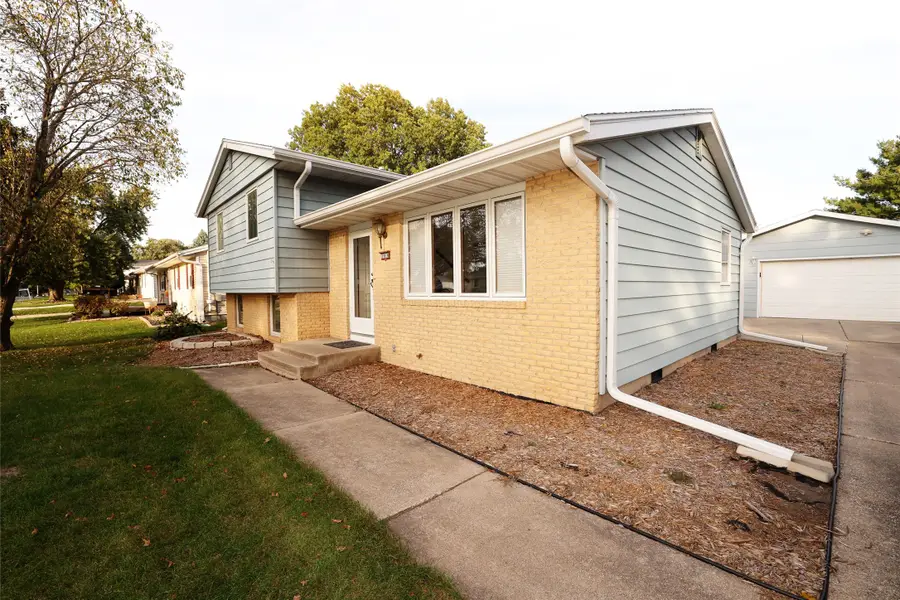 1918 Linn Street, Boone, IA 50036 - #3