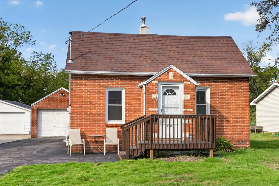 908 13th Street, West Des Moines, IA 50265 - #2