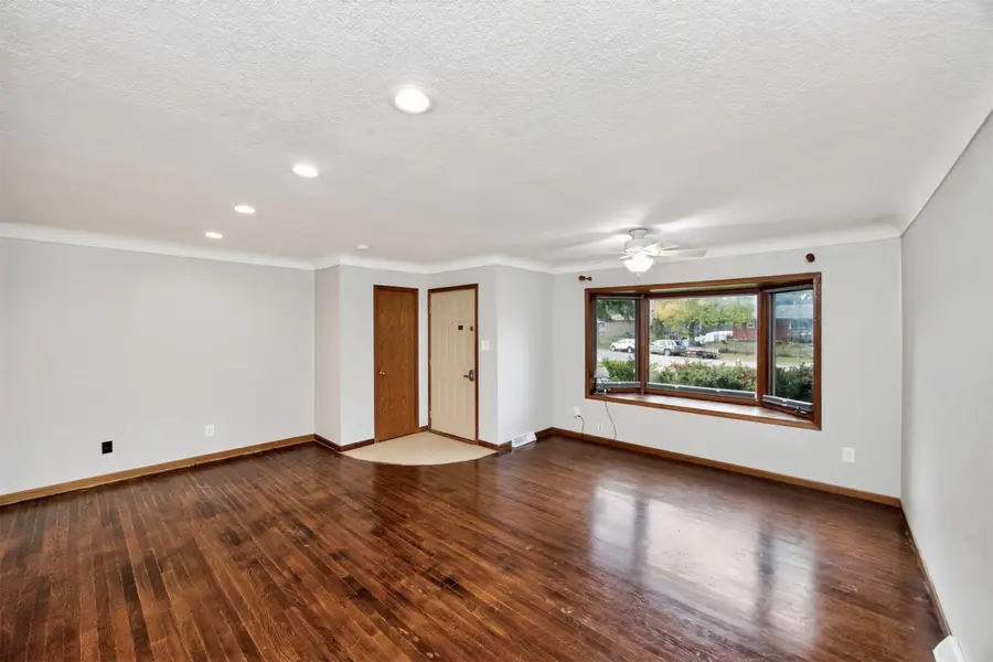 5103 Lower Beaver Road, Des Moines, IA 50310 - #2