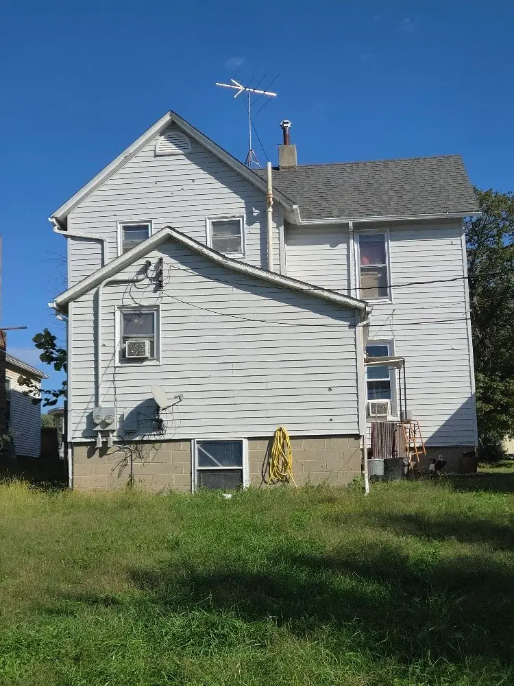 319 Grand Street S, Chariton, IA 50049 - #3