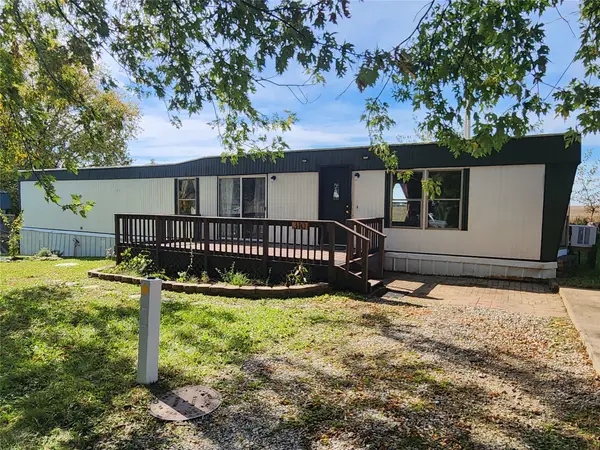 310 Rock Creek West Street, Kellogg, IA 50135