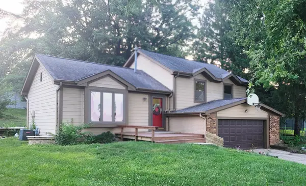 1164 Columbine Circle, Norwalk, IA 50211
