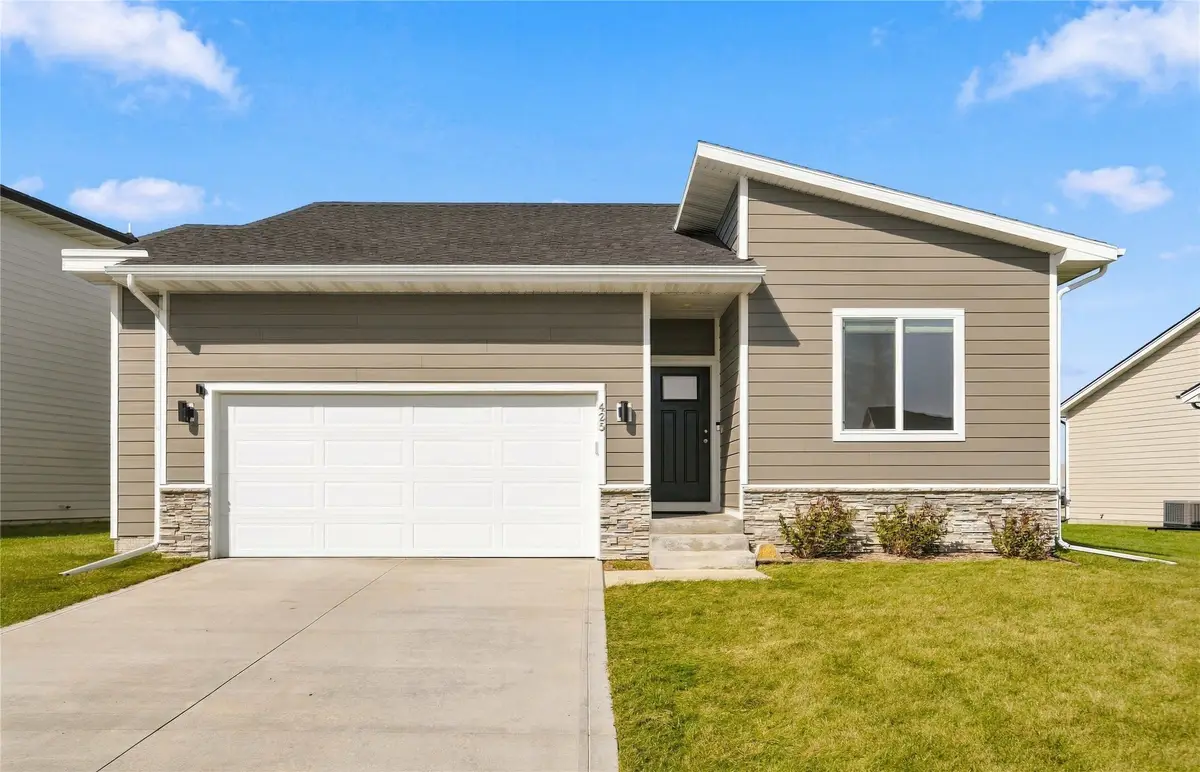 425 NW Compass Avenue, Waukee, IA 50263 - #1