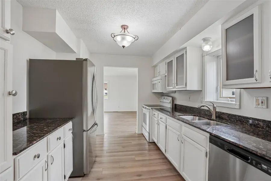2105 Prospect Avenue, West Des Moines, IA 50265 - #3